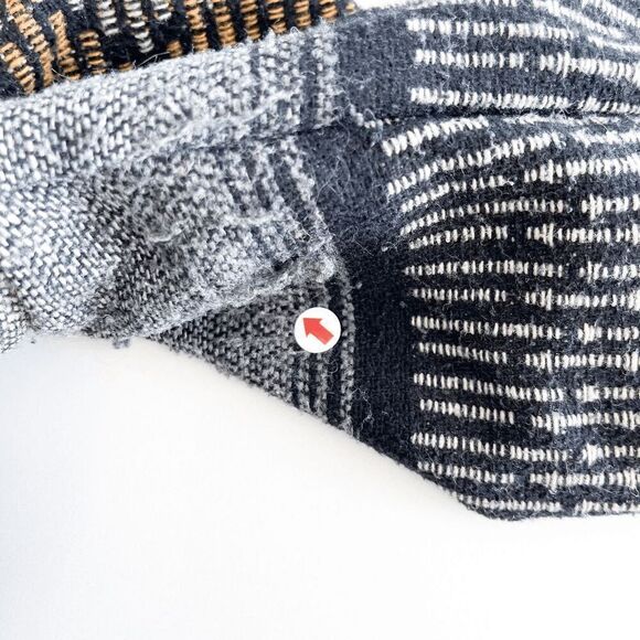 Billabong Womens Zippora Black Tribal Woven Jacket Coat Gray & Red Small - Picture 8 of 8